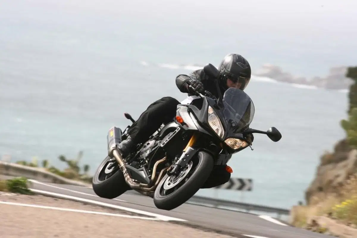 Yamaha Fazer 8 Abs 