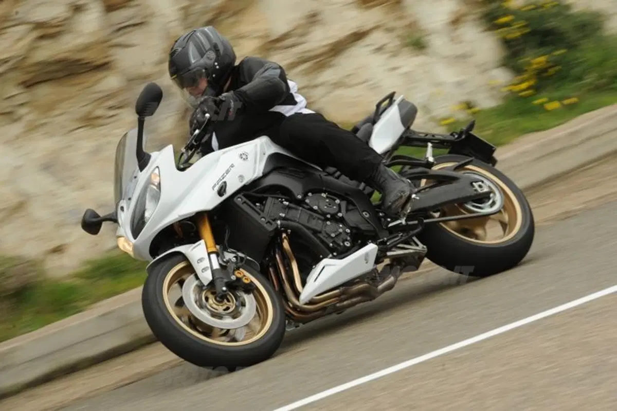 Yamaha Fazer 8 Abs  (4)