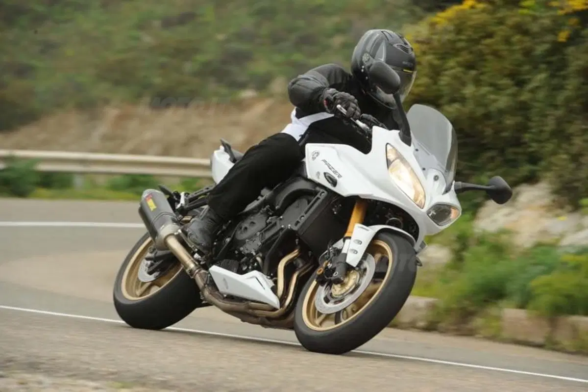 Yamaha Fazer 8 Abs  (8)