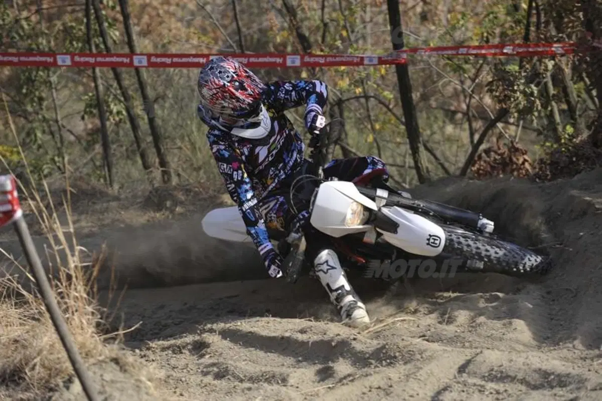 Husqvarna 2012 Cross-Enduro   (3)