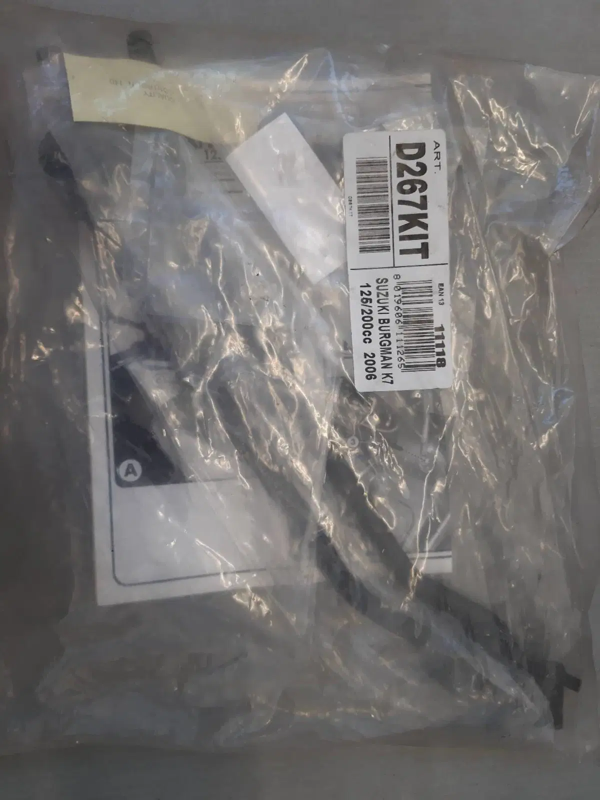 KIT STAFFE CUPOLINO SUZUKI BURGMAN K7 125/ Givi
