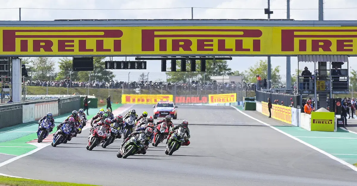Superbike: fornitura unica fino al 2023 e slick per tutte le categorie