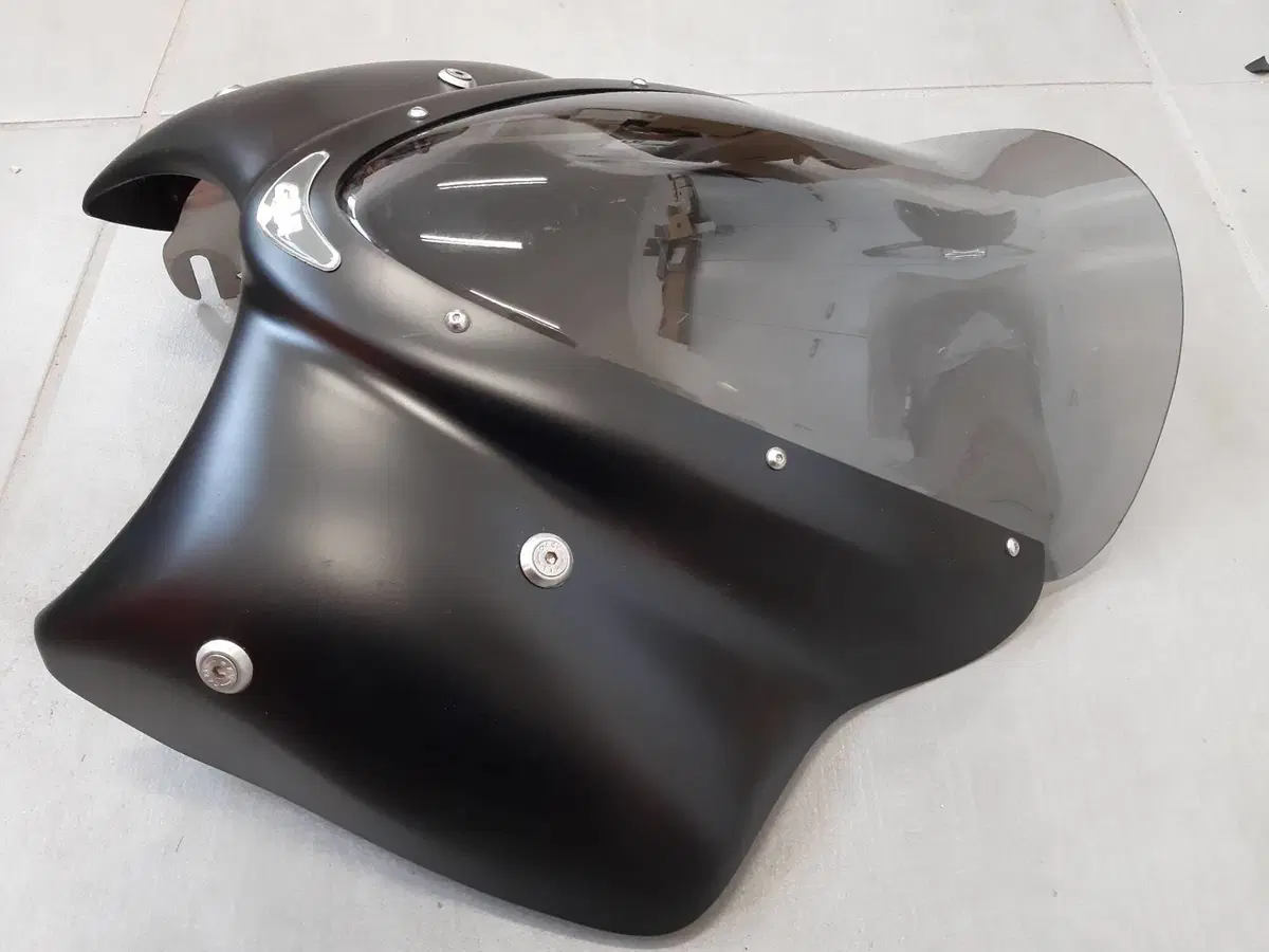 CUPOLINO SUZUKI BANDIT 1250 Givi (2)