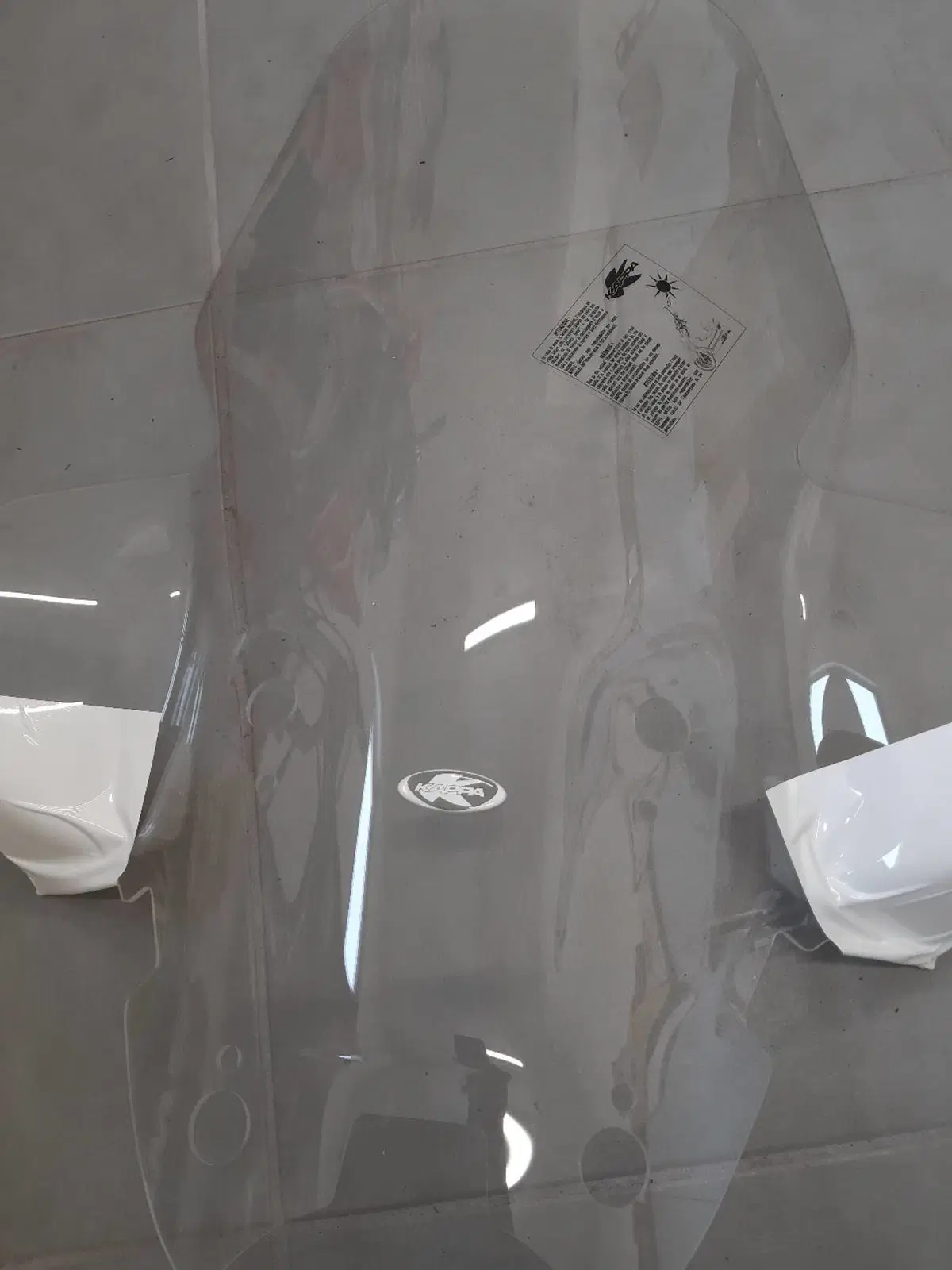 Parabrezza per Kymco 250/300 kappa (3)