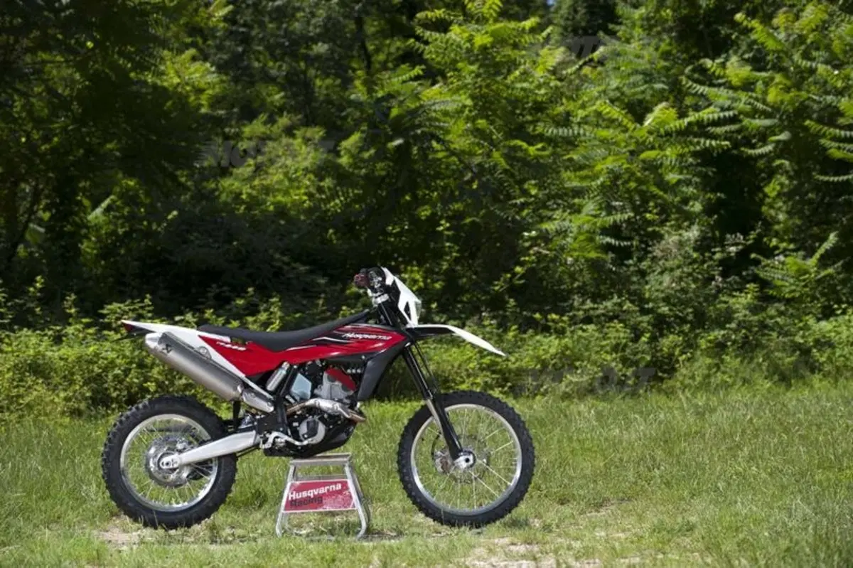 Husqvarna 2012 Cross-Enduro   (33)