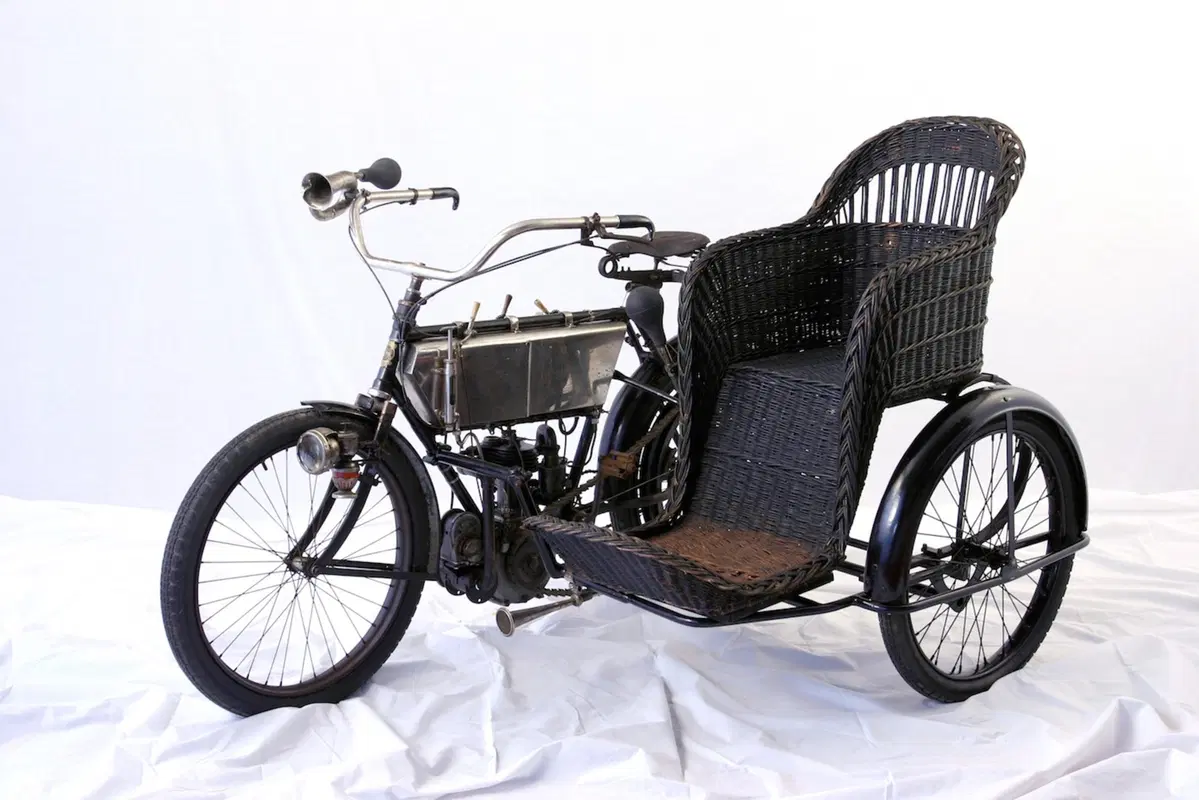 Cingoli: il Museo del Sidecar, e non solo (19)