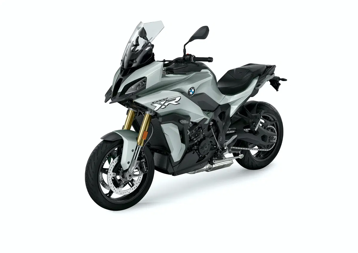 Nuova BMW S1000XR a EICMA 2019: foto, dati e prezzi