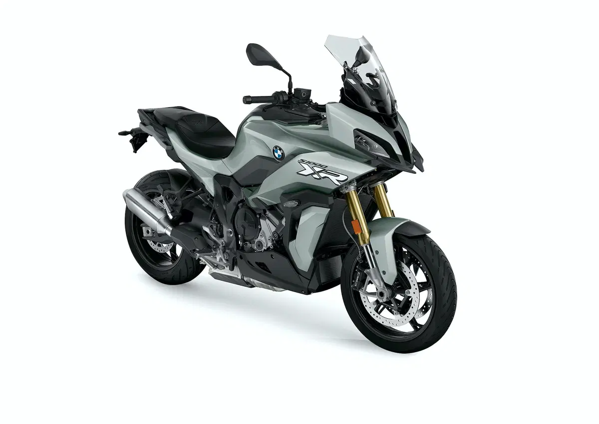 Nuova BMW S1000XR a EICMA 2019: foto, dati e prezzi (2)