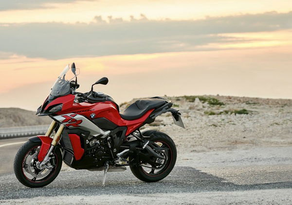 Nuova BMW S1000XR a EICMA 2019: video, foto, dati e prezzi