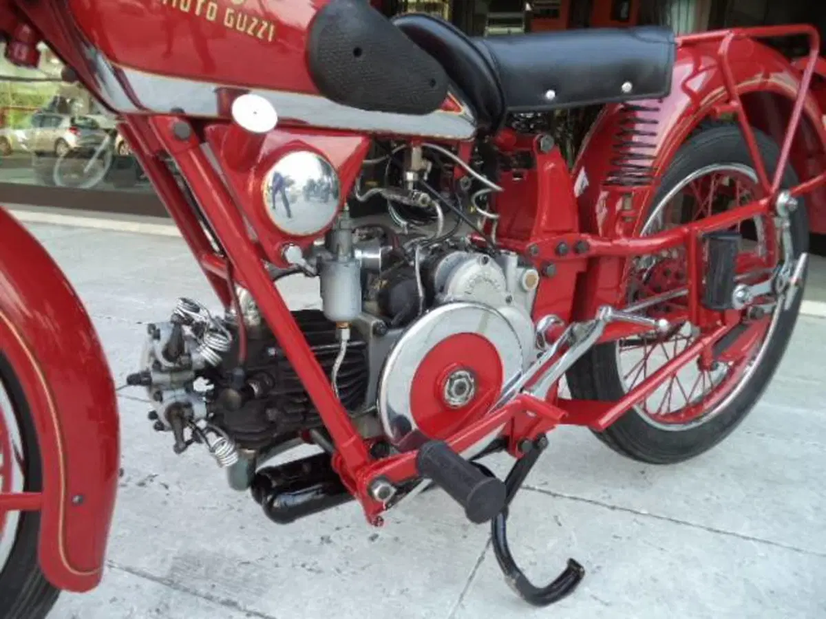 Moto Guzzi 250 P.E. (9)