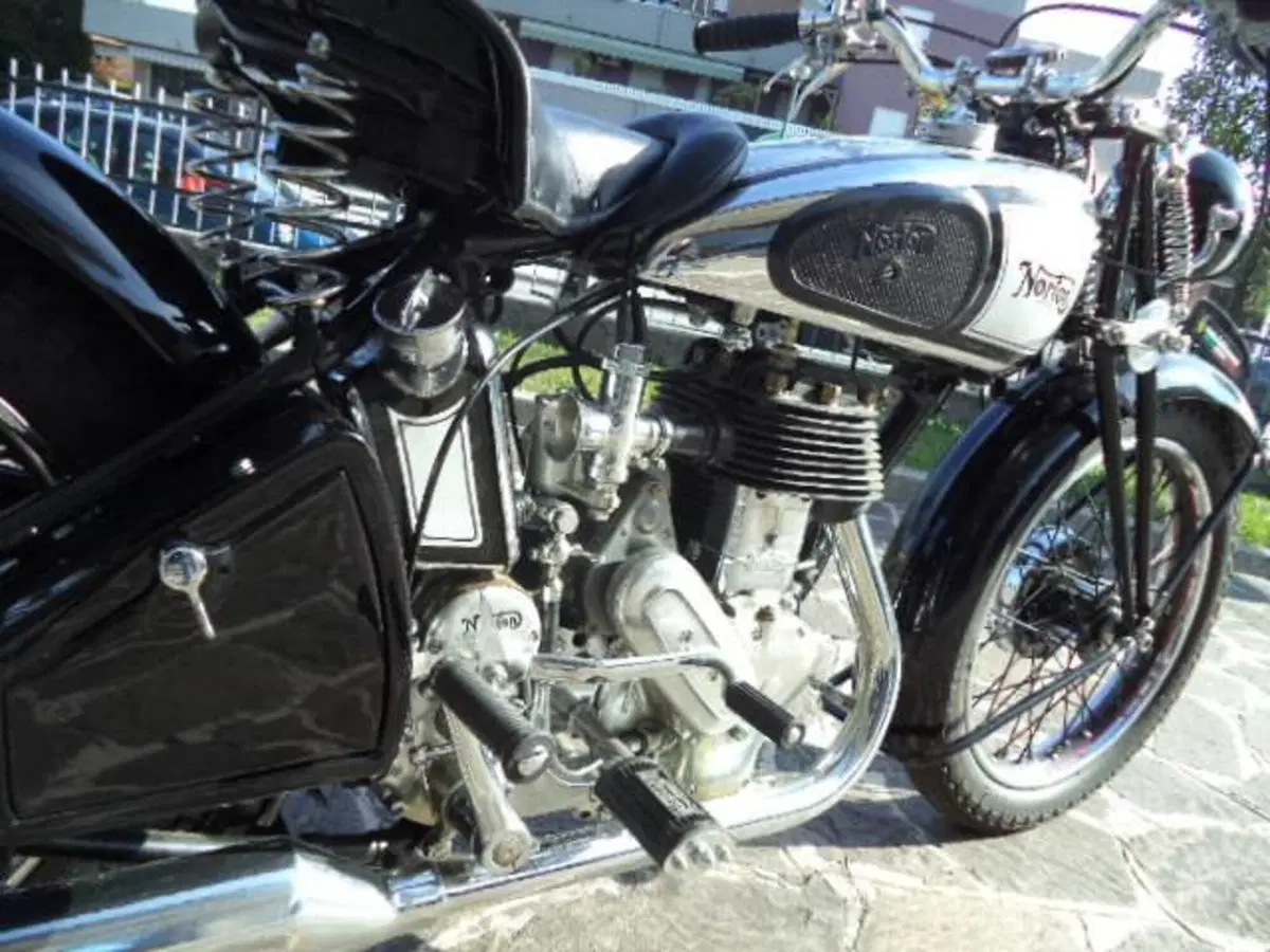 Norton 16 H (14)
