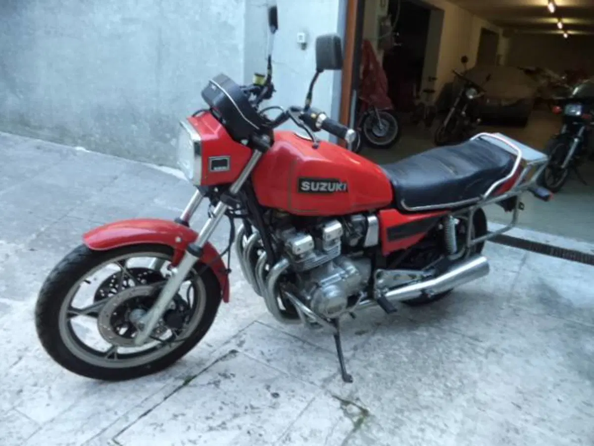 Suzuki GSX 750 (4)