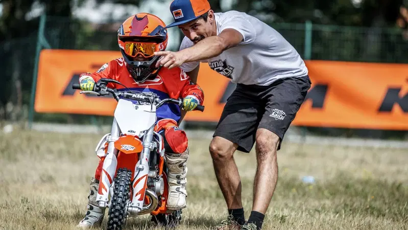 KTM partner della scuola "In moto col Gigi"