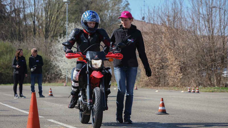 BikerX: a EICMA corsi di guida sicura per donne e giovani