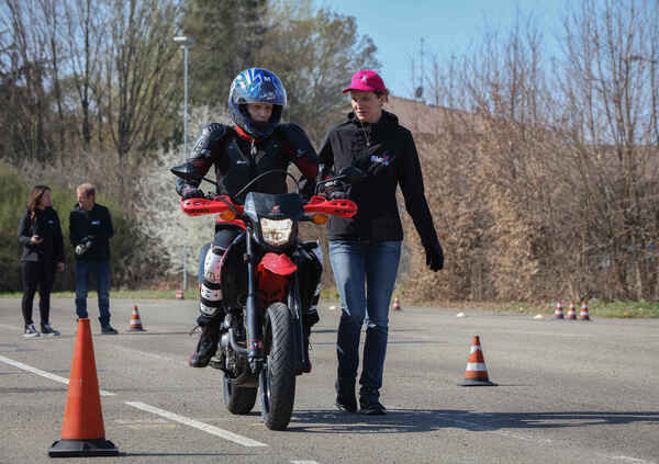 BikerX: a EICMA corsi di guida sicura per donne e giovani