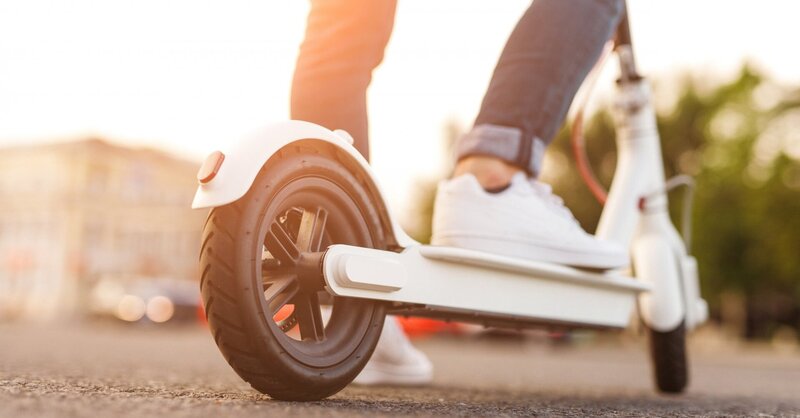 In monopattino sulla ciclabile. A Torino due multe da&nbsp;oltre mille euro