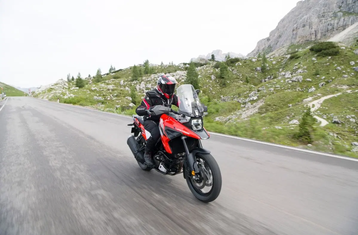 Nuova Suzuki V-Strom 1050 e 1050XT a EICMA 2019: foto, dati e prezzi (3)