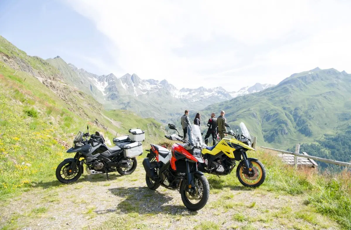 Nuova Suzuki V-Strom 1050 e 1050XT a EICMA 2019: foto, dati e prezzi