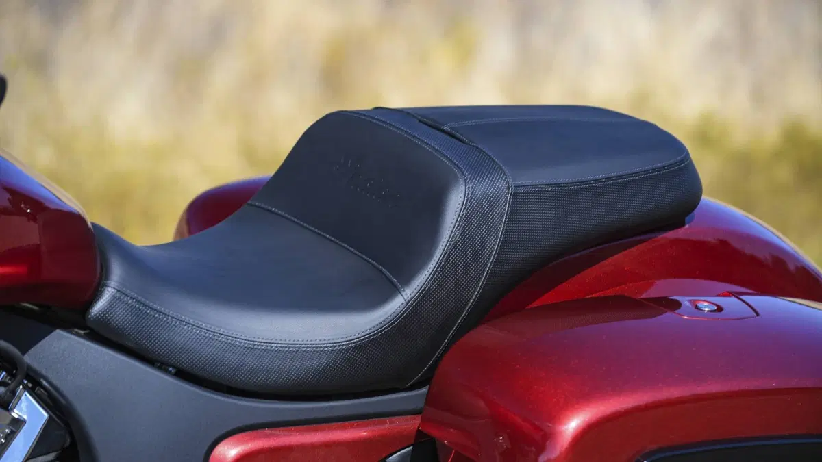 Indian Challenger: a EICMA 2019 arriva in tre versioni (10)