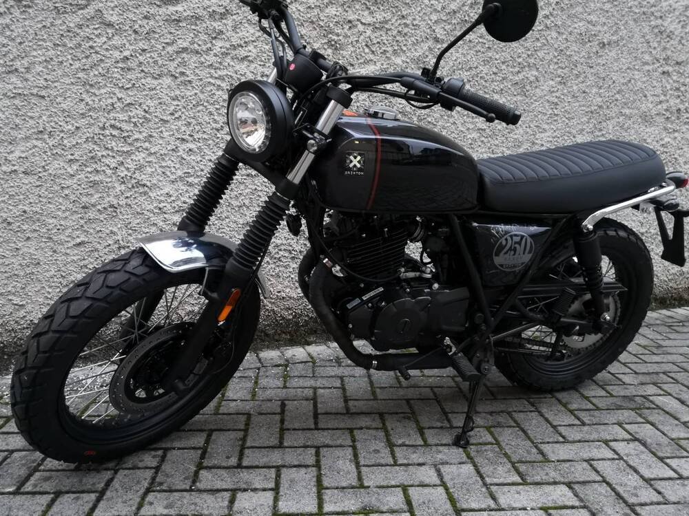 Brixton Motorcycles Cromwell 250 (2021 - 24) (2)