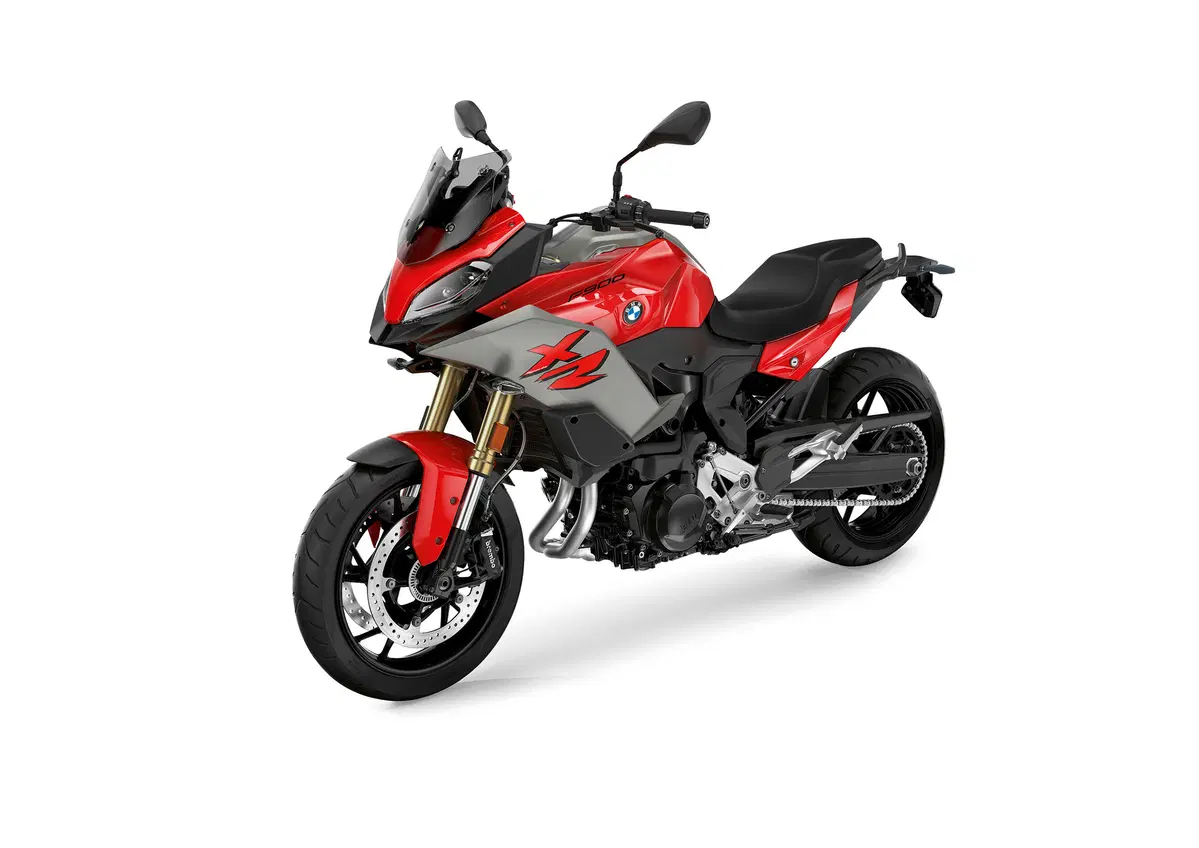 Nuova BMW F 900 XR a EICMA 2019: foto, dati e prezzi (4)