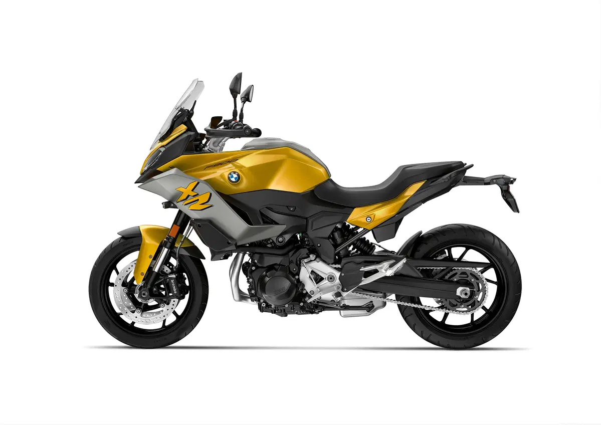 Nuova BMW F 900 XR a EICMA 2019: foto, dati e prezzi (8)