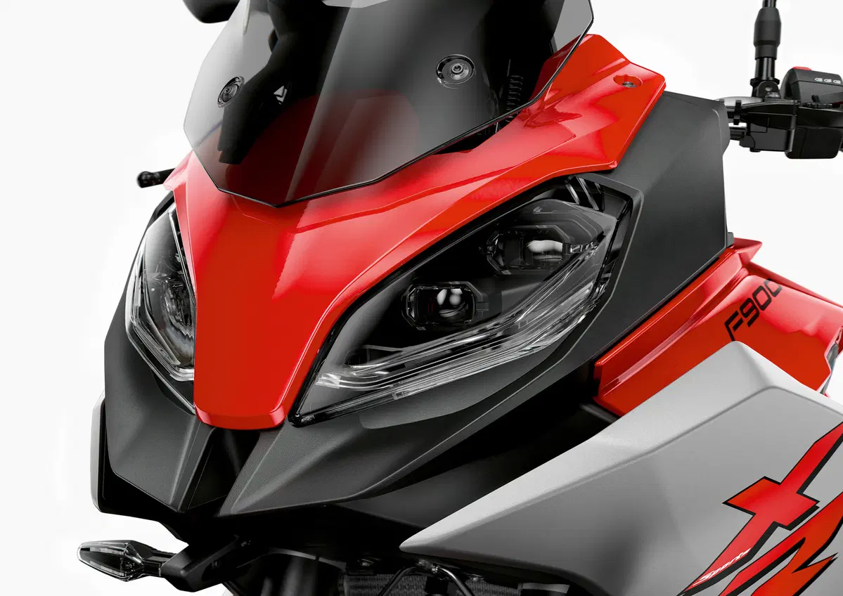 Nuova BMW F 900 XR a EICMA 2019: foto, dati e prezzi (16)