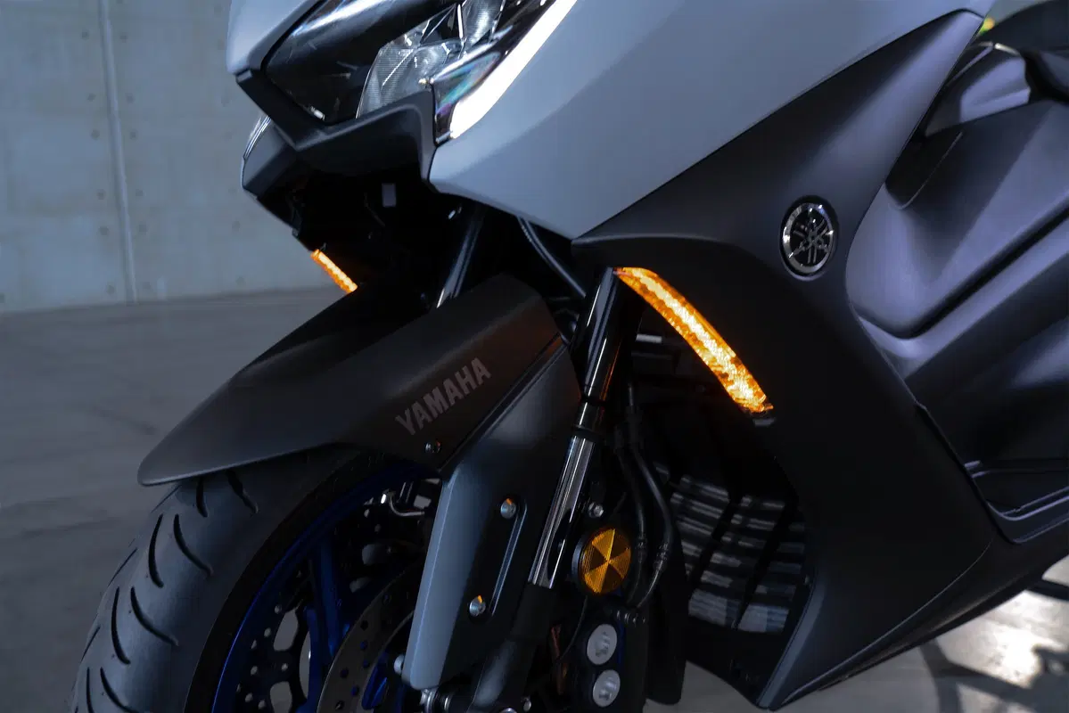 Nuovo TMAX 560 e TECH MAX 2020 a EICMA 2019: foto, dati e prezzo (13)