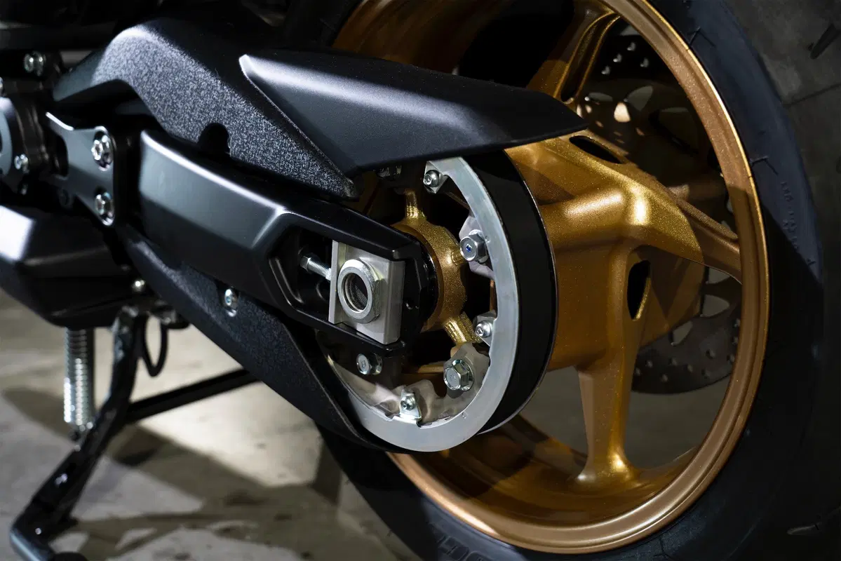 Nuovo TMAX 560 e TECH MAX 2020 a EICMA 2019: foto, dati e prezzo (22)