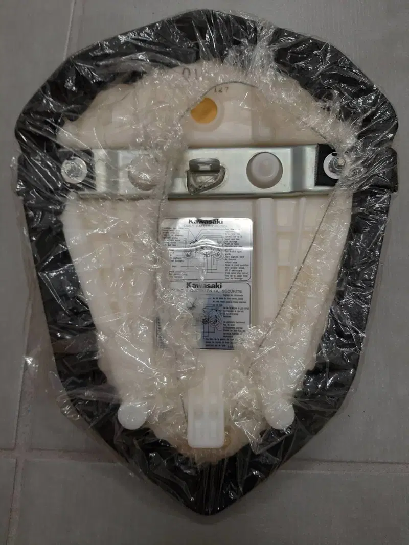 SELLA POSTERIORE KAWASAKI Z 750 '07/14 (3)