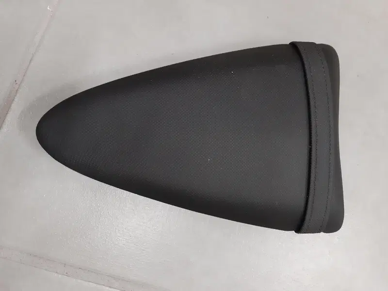 Sella posteriore Kawasaki Ninja 600 - 2007/2008 (3)