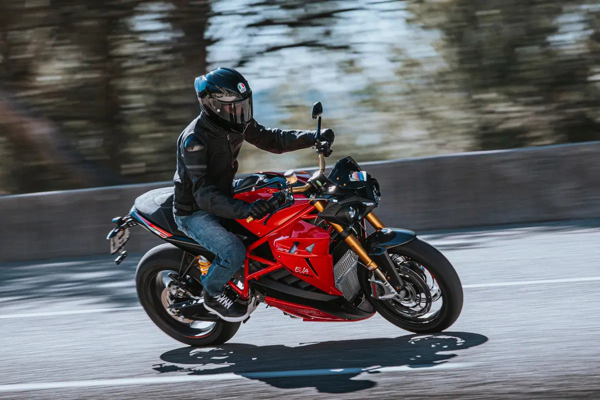 Energica (8)