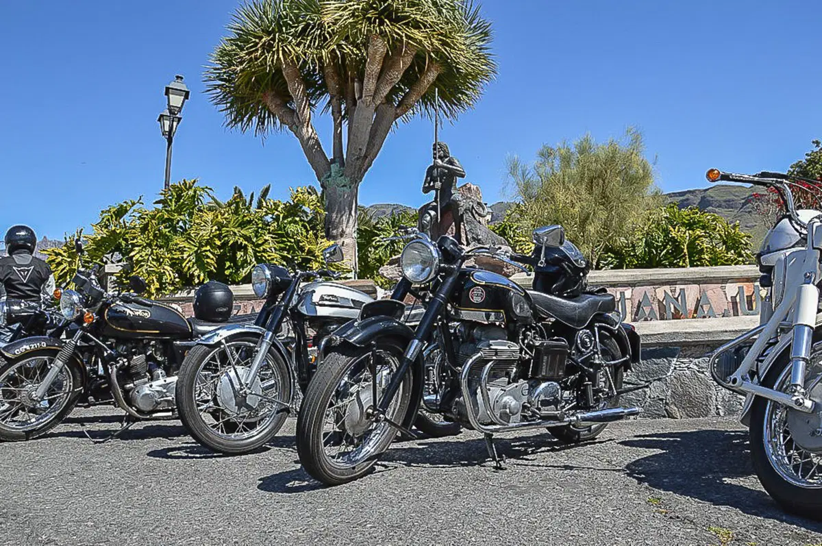 Queens’ Cavalcade. Bouquet di Canarie in Moto (7)