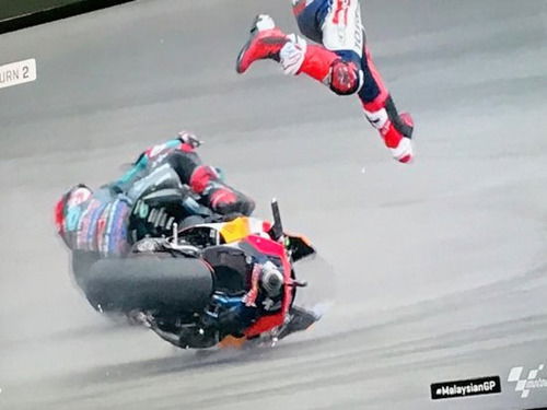 MotoGP 2019. Marc Marquez: Non volevo dare fastidio a Quartararo (7)