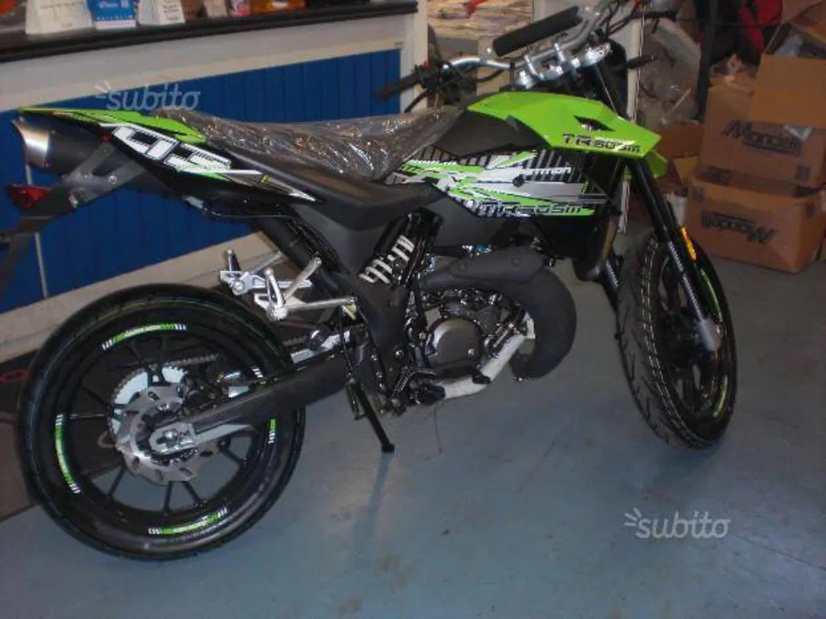 KSR Moto TR 50 SM Competition 2T (2014 - 17) (2)