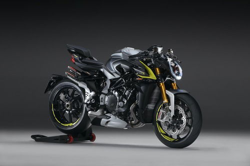 MV Agusta Brutale 1000 RR a EICMA 2019: foto e dati (2)