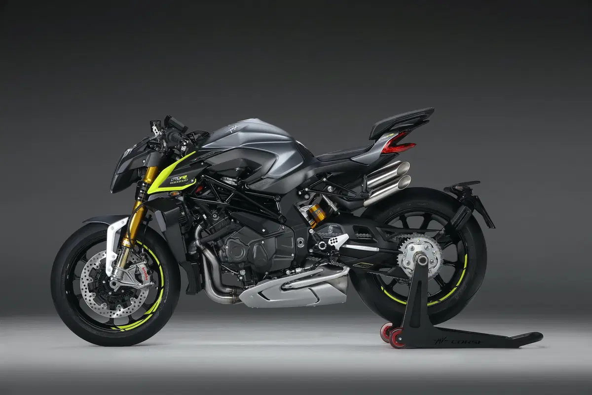 MV Agusta Brutale 1000 RR a EICMA 2019: foto e dati (4)