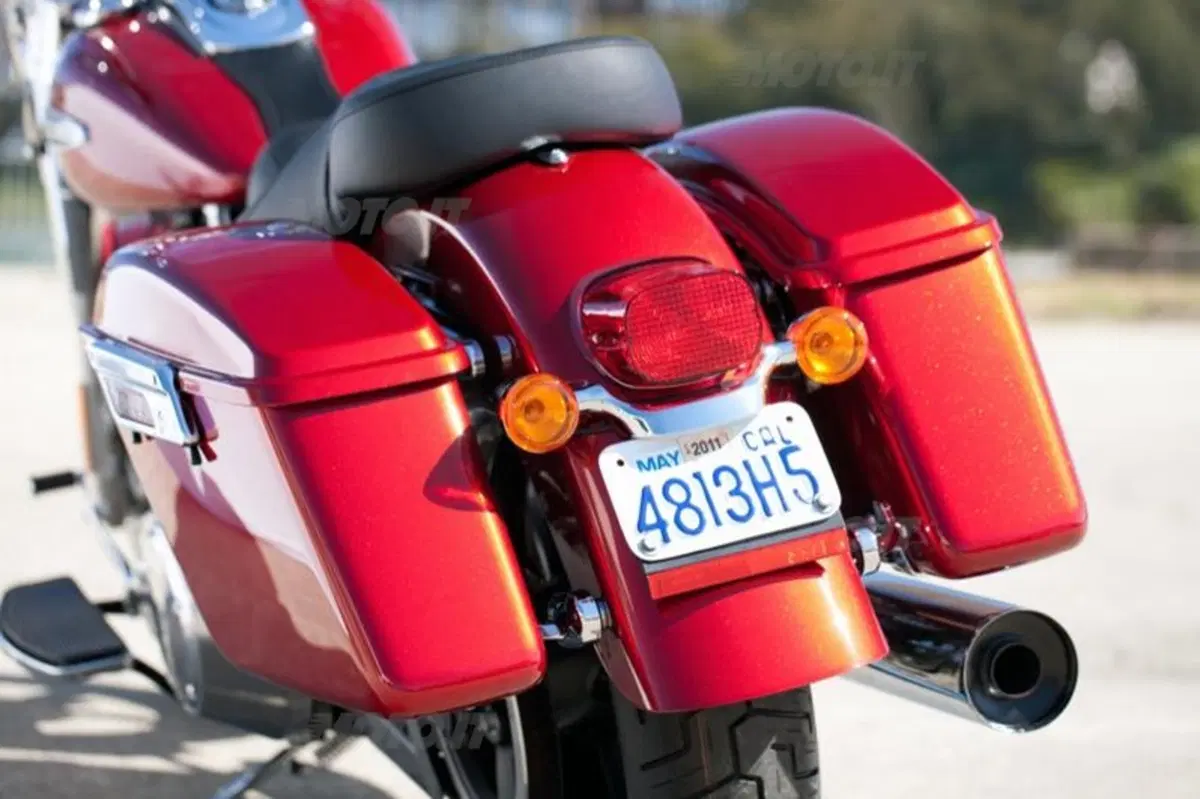 Harley-Davidson FLD Dyna Switchback  (23)