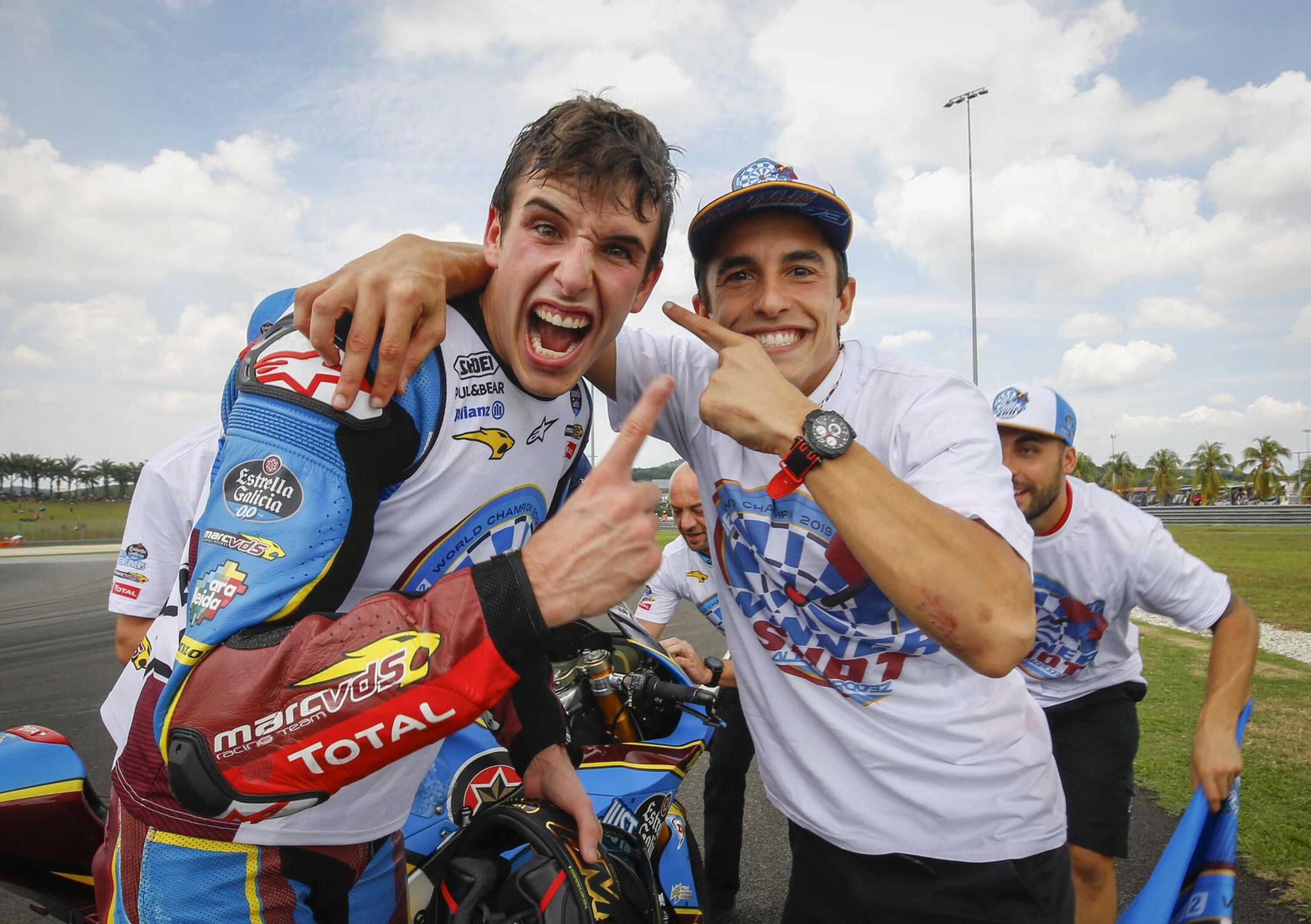 Moto2 e Moto3. Alex Marquez &egrave; Campione. Vittoria per Lorenzo Dalla Porta