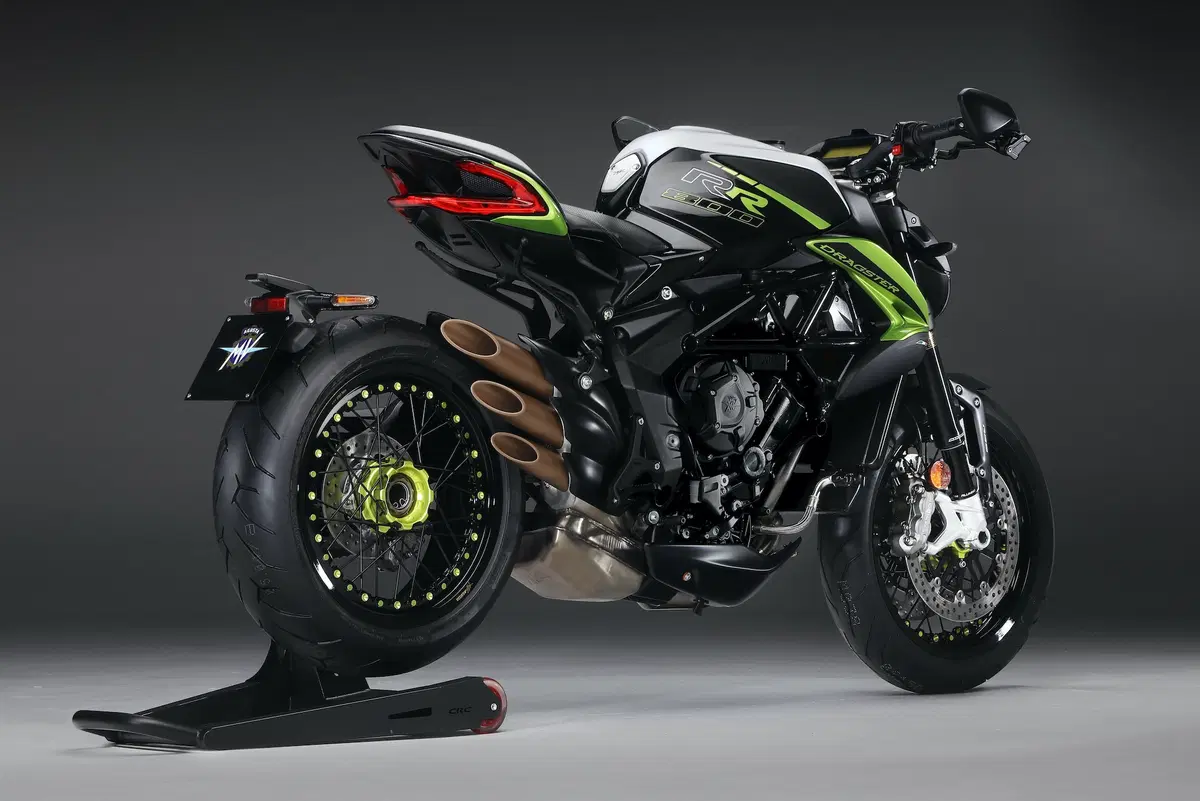 MV Agusta a EICMA 2019: Superveloce, serie Rosso e SCS su Dragster e Brutale