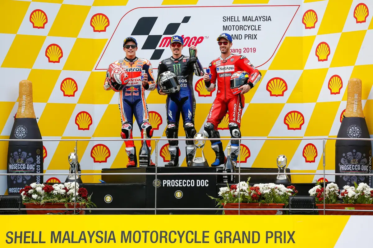 MotoGP 2019. Maverick Viñales trionfa in Malesia (10)