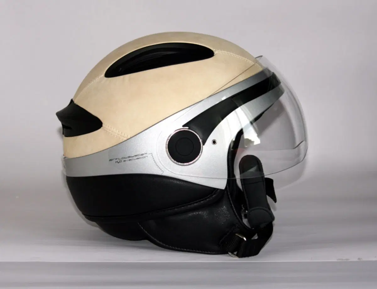 Test caschi. New Max Pininfarina Airflow