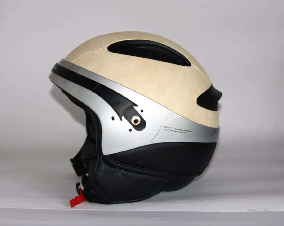 Test caschi. New Max Pininfarina Airflow (3)