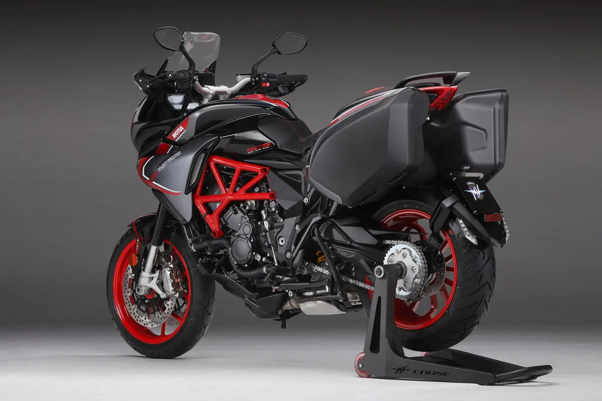 MV Agusta Turismo Veloce 800 Turismo Veloce 800 RC SCS (2017 - 20) (2)