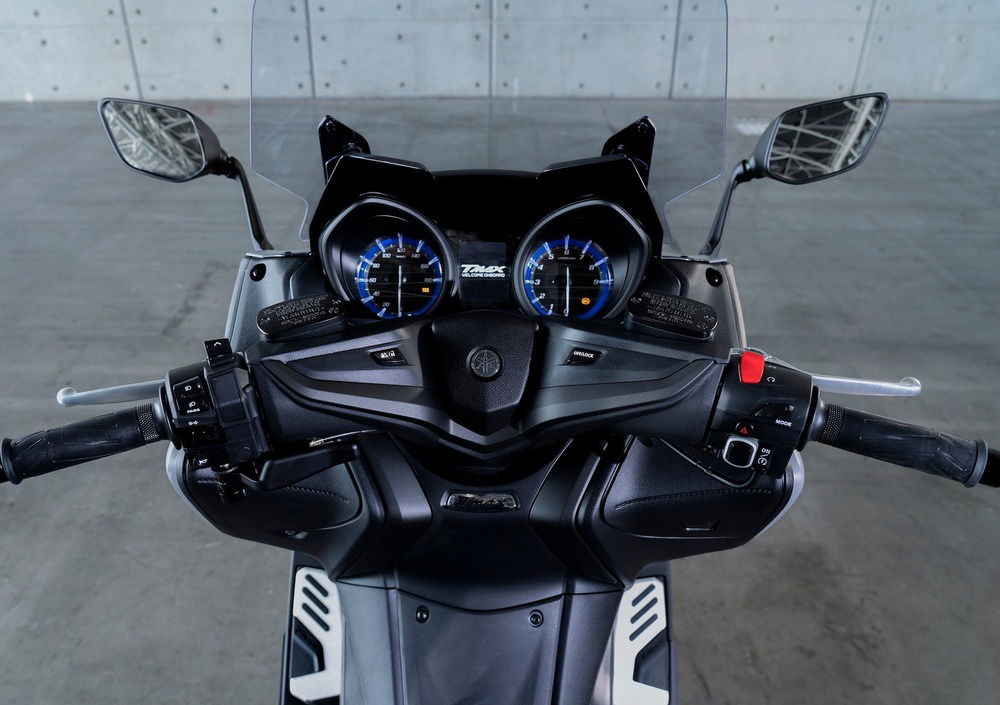 Yamaha T-Max 560 (2020 - 21) (5)