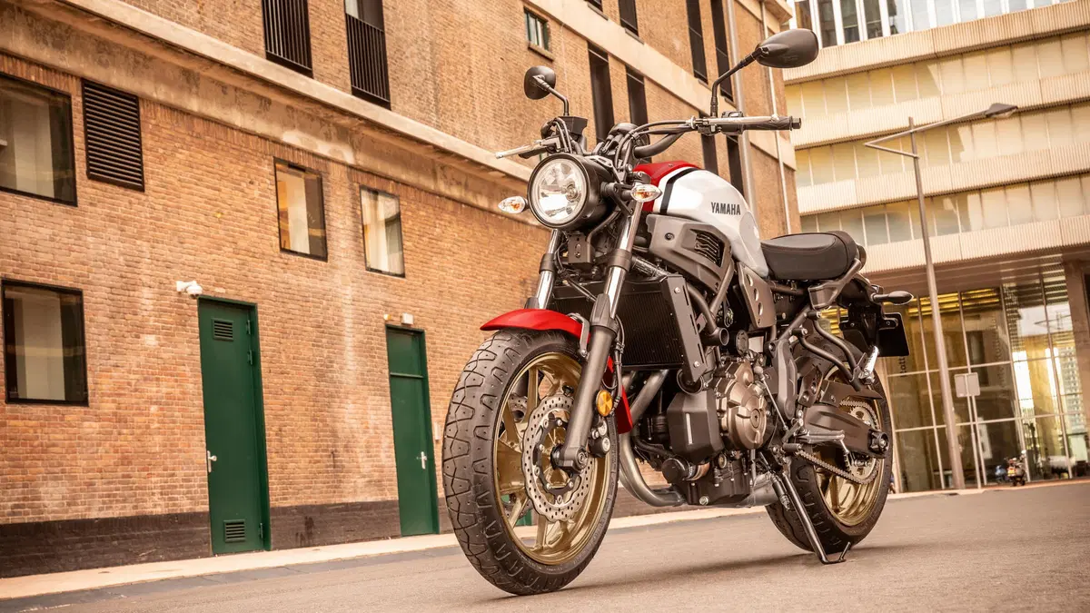 Yamaha XSR 700 XSR 700 ABS (2016 - 20) (2)