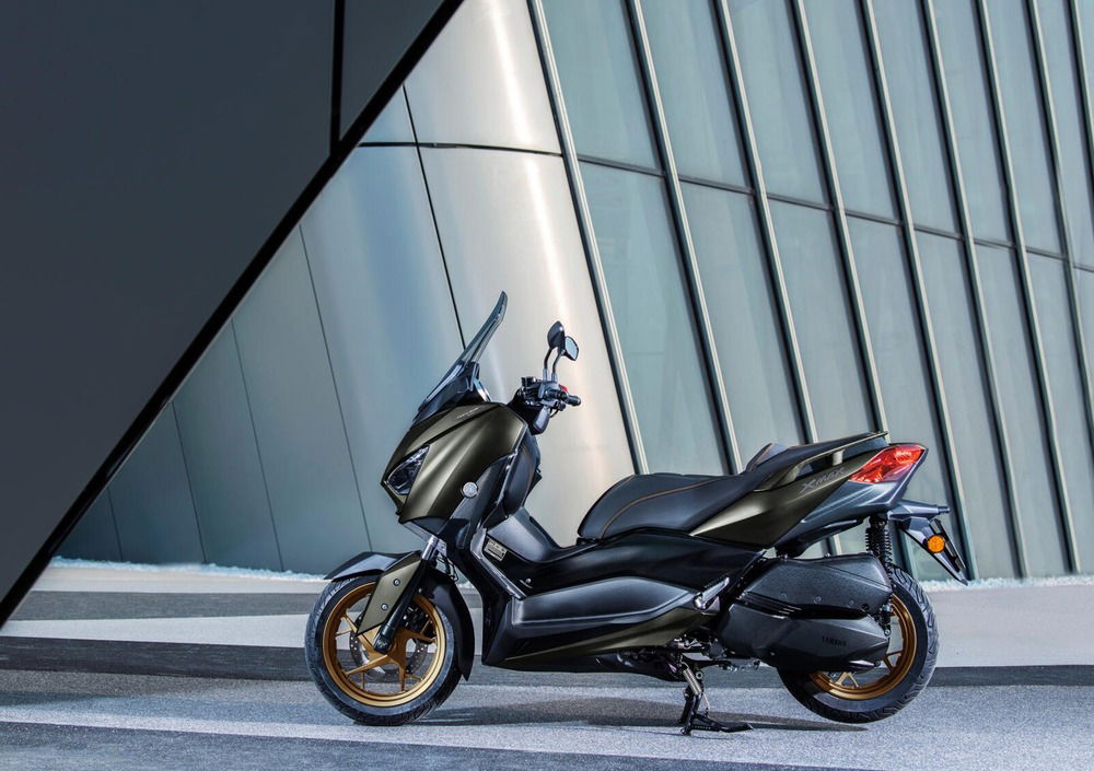 Yamaha X-Max 300 Tech Max (2020) (5)