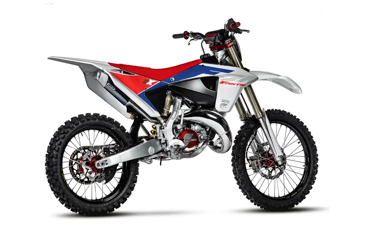 Fantic Motor XX e XE, 125 e 250 2020: il rientro nelle competizioni off-road EMBARGO 5/11 17:00 (4)