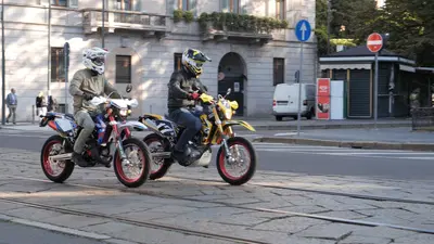 Rieju SM 125 Pro: TEST e "sfida" col 50 2 tempi