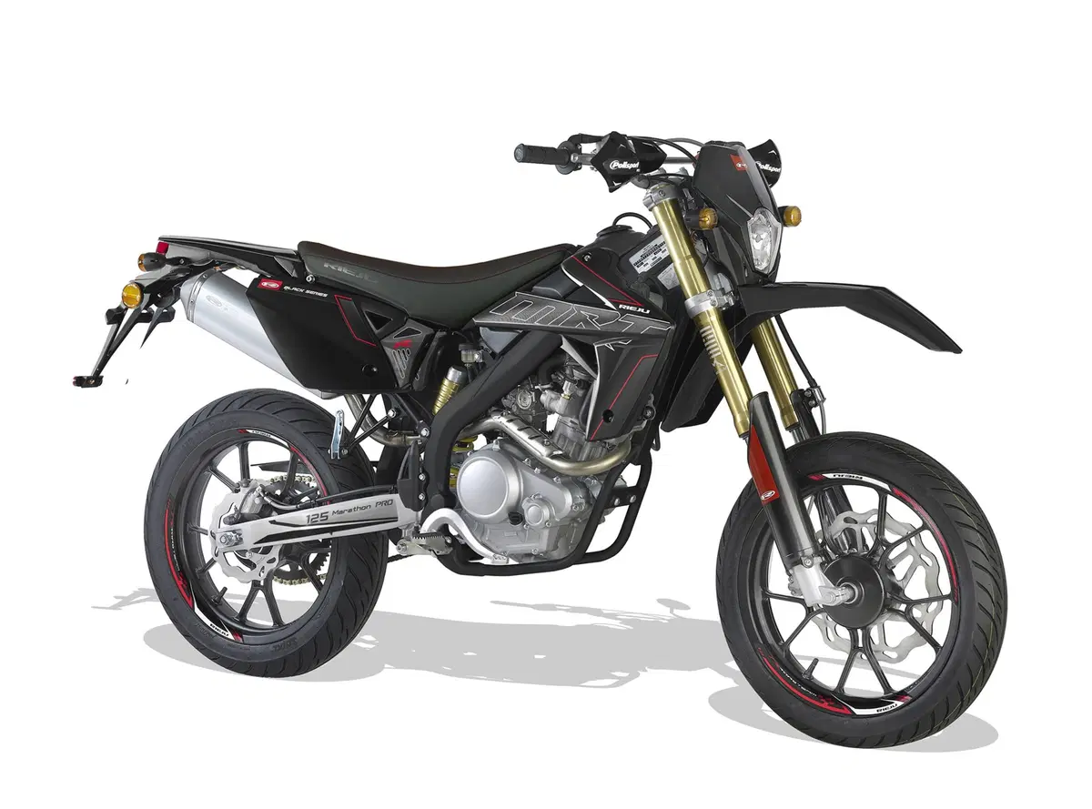 Rieju SM 125 Pro: TEST e "sfida" col 50 2 tempi (2)